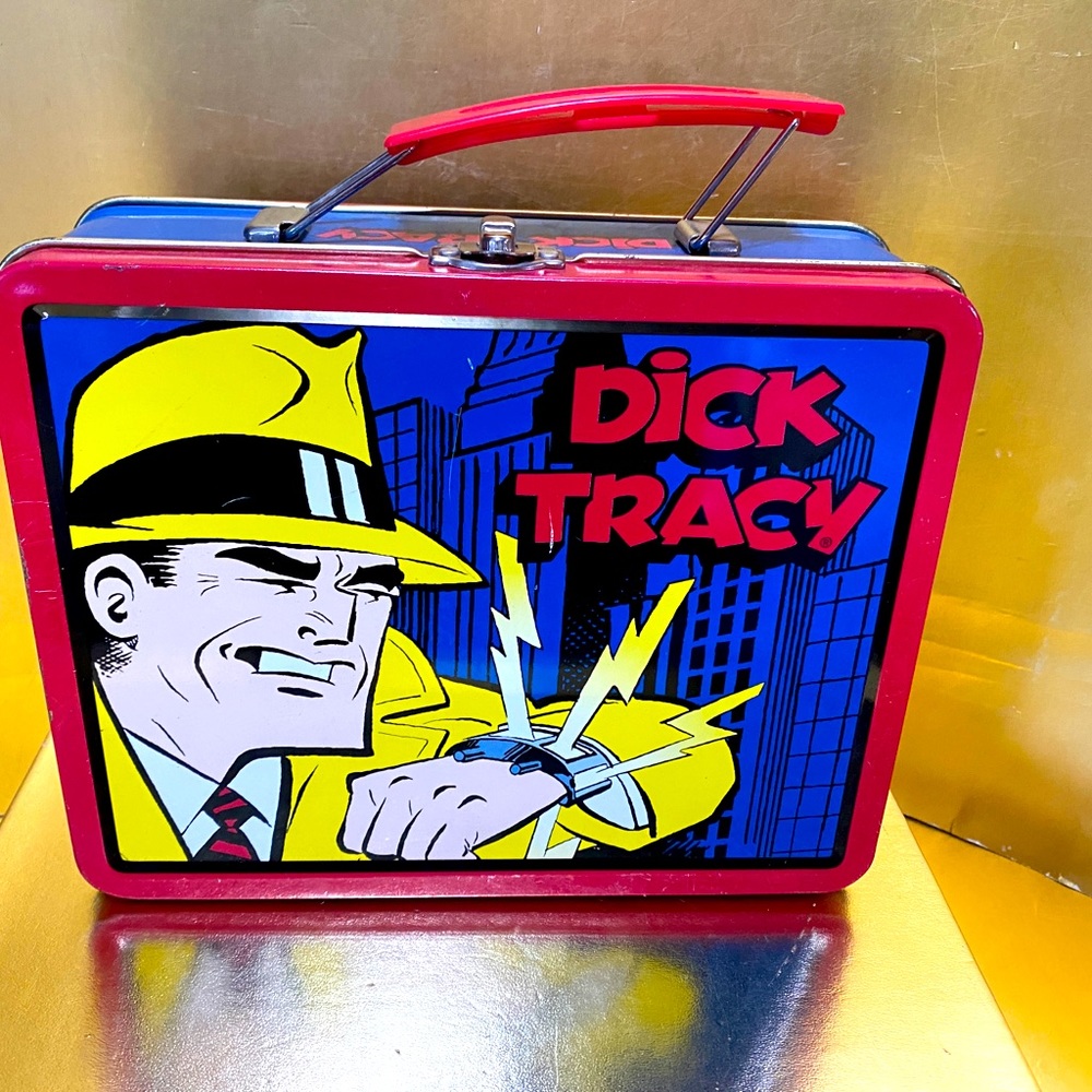DICK TRACY VINTAGE COLLECTIBLE 1998 METAL TOTE LUNCHBOX & 199O APPLAUSE FIGURE - Picture 13 of 15